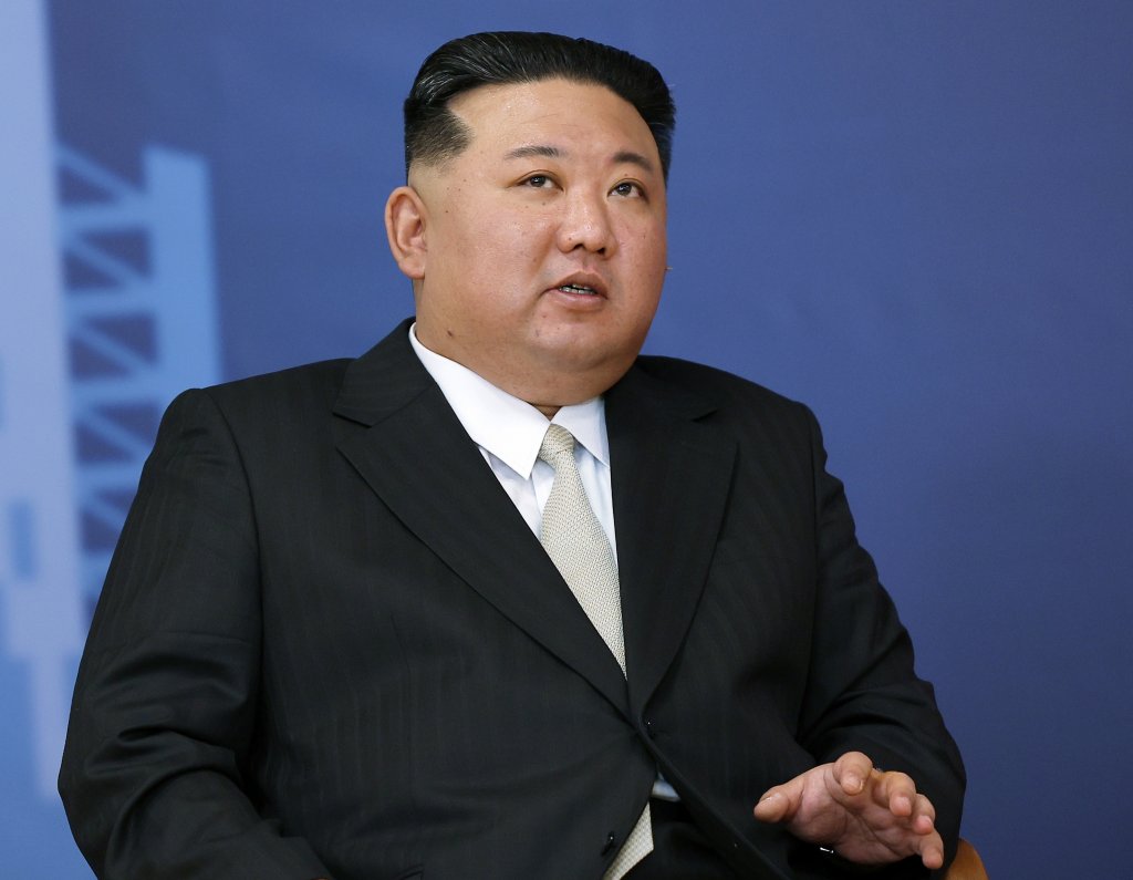 Ким Чен-ун в Русия: Обещания за сателити, обяд с телешко и есетра и тостове за победата на Русия