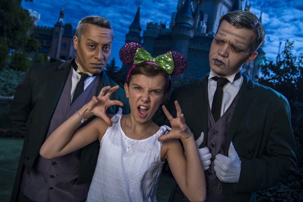 Stranger Things ни даде още една звезда - Мили Боби Браун, която влезе в ролята на психопатското момиченце Еleven, чиято съдба очакваме да видим в следващия сезон на сериала 
