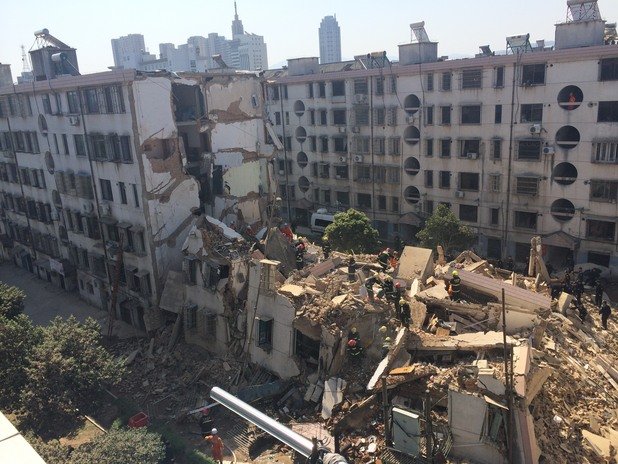 Земетресенията в Китай водят старото панелно строителство до такова състояние