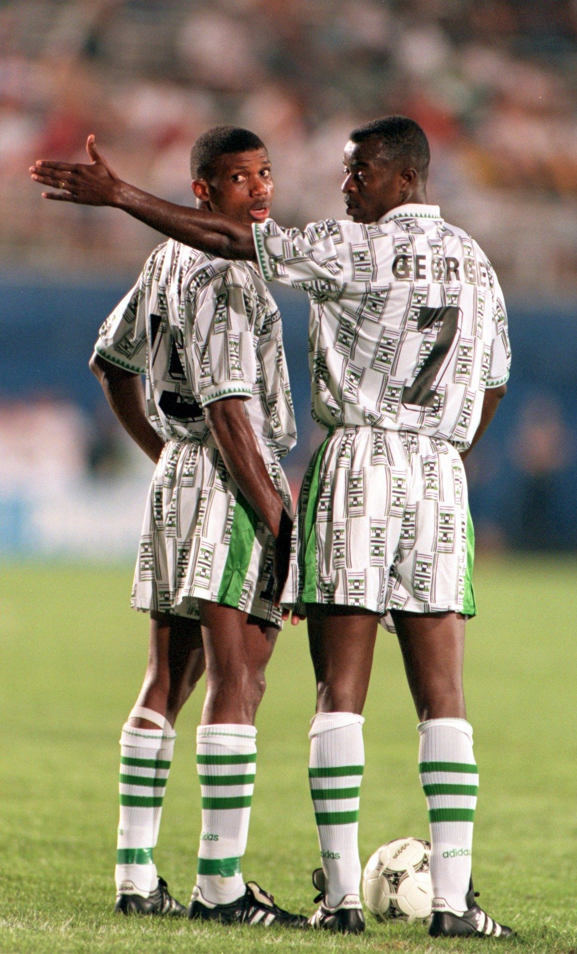 Новият екип на Нигерия може да е с хитов дизайн, но онзи от 1994 г. беше меко казано озадачаващ. В галерията си припомняме най-ужасното, с което са се обличали футболистите на световни финали