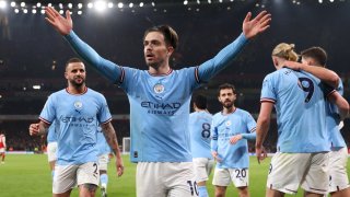 Сити наказа Арсенал по шампионски и се настани на първото място