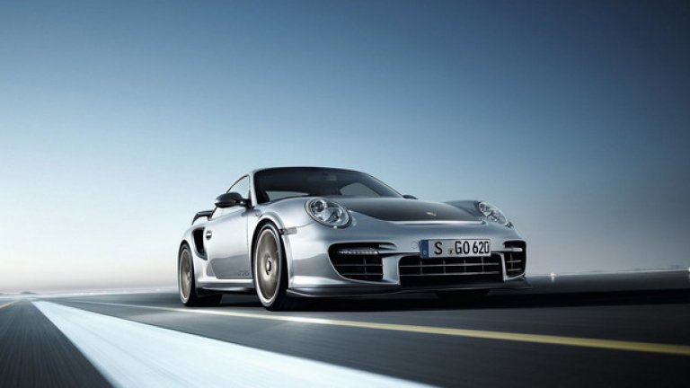 Porsche GT2 RS – 7.18 минути
Невероятно бърз автомобил, който е базиран на GT3 RS и е подсилен с турбо двигател. Мощността му е 629 конски сили, а атаката на пистата с механичната му трансмисия изисква специални умения.