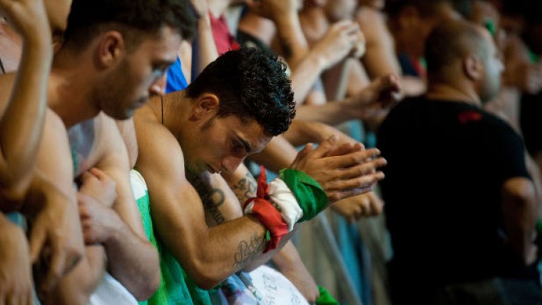 Европа в червено и жълто