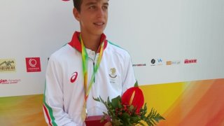 адриан андреев