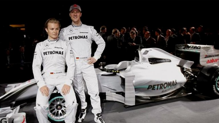Mercedes GP Petronas представи цветовете на болида