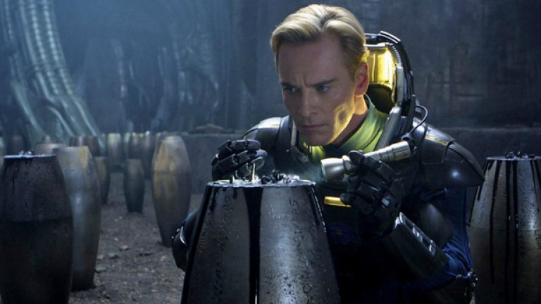 "Пришълецът: Заветът" / Alien: Covenant (19 май) 
"Прометей" (2012) трябваше да задоволи очакванията на феновете, които нямаха търпение Ридли Скот да се върне отново към света на "Пришълецът". Крайният резултат обаче разочарова някои зрители. Въпреки 400-те милиона долара приходи и като цяло положителните ревюта, остана усещане за нещо недовършено. Сега надеждите за реванш се падат върху Майкъл Фасбендер и Нууми Рапас, които ще трябва да спасят човечеството в "Заветът".
