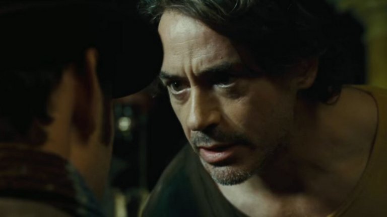 Шерлок Холмс: Игра на сенки (2011, IMDB: 7,5/10)
Потръгне ли ти в Холивуд, неизбежно идват и продълженията. Не е учудващо, че следващият филм на Ричи беше продължението на "Шерлок Холмс". Това обаче изобщо не е лошо нещо - "Игра на сенки" е не по-малко добър, а вече се запознаваме и с истинския виновник за проблемите на детектива - професор Мориарти. Джаред Харис ("Terror") се справя отлично с това да изправи пред протагонист на Дауни-джуниър равен нему злодей. Все пак Мориарти е човек, който планира да започне световна война.
Двата "Шерлок Холмс" са идеални за съботно-неделно неангажиращо забавление пред екрана.