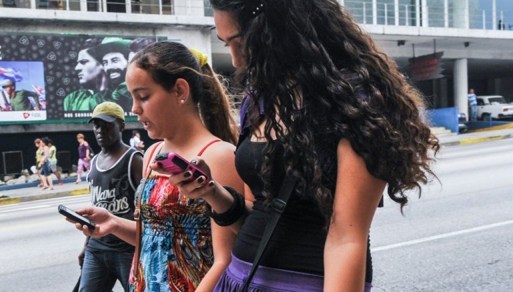 afp-forget-social-media-friends-and-family-drive-purchases-study