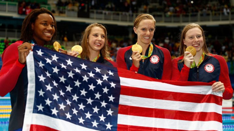 Женският отбор на САЩ също триумфира в дисциплината