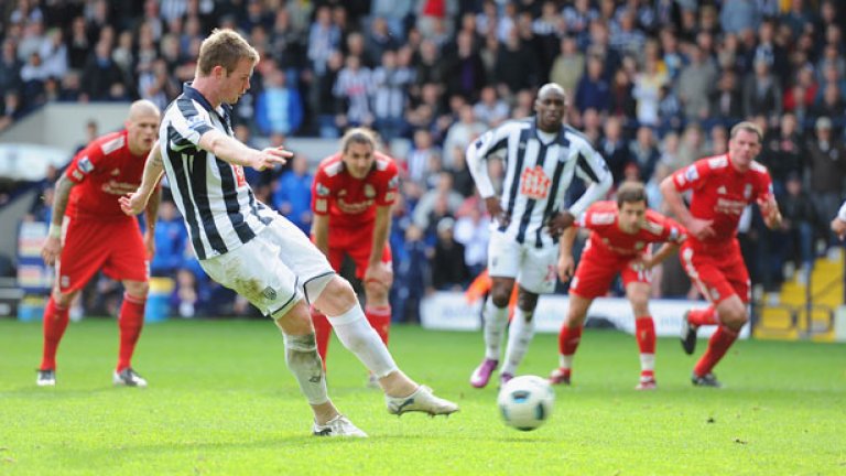 Северноирландският национал Крис Брънт отбеляза двата гола за победата на Уест Бромич с 2:1 срещу Ливърпул