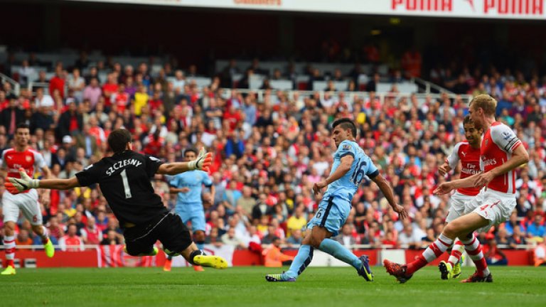 Агуеро обича да вкарва на Арсенал, направи го и при 2:2 в Лондон през септември.