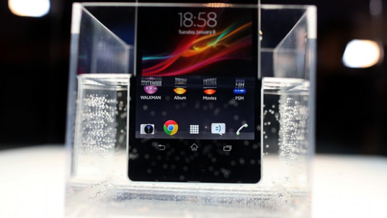 Sony Xperia Z има страхотни характеристики и не чак толкова страхотна батерия