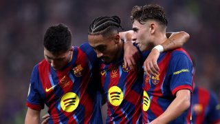 Гръмка победа изпрати Барселона на финал