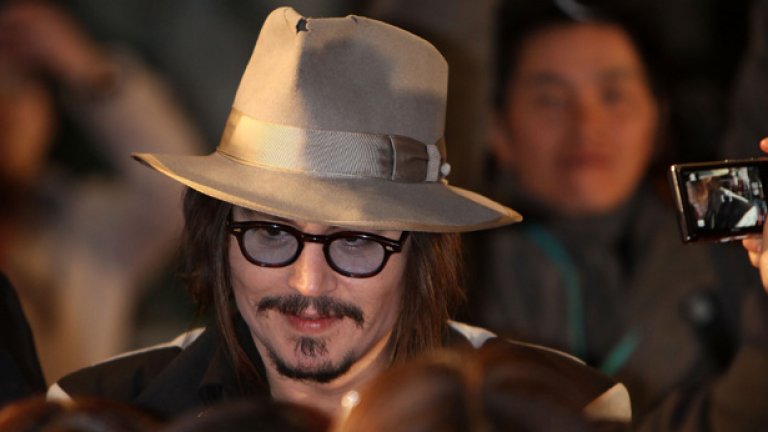 Джони Деп в Страната на чудесата...