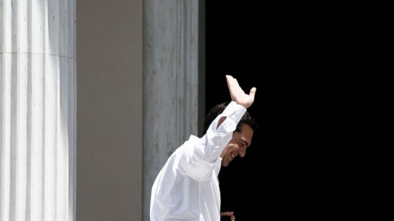 Ще се изправи ли Гърция на крака след 9 години на международни помощи