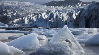 Хипотезата не е научна фантастика и в страната я приемат доста сериозно