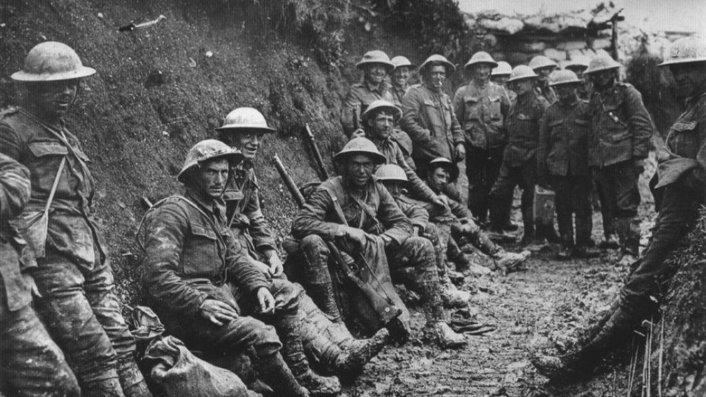 Royal_Irish_Rifles_ration_party_Somme_July_1916