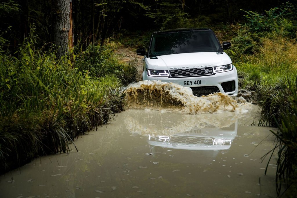 RRS_18MY_041017_PHEV_Capability_02_preview
