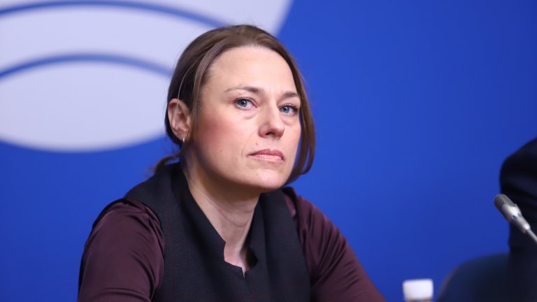 Четири партии ще влязат в новата коалиция, която отказва да чертае червени линии и иска да преодолее разделението в политиката.