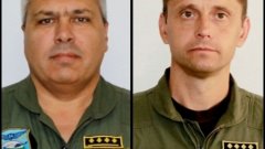 Повишиха посмъртно пилотите от Ми-17
