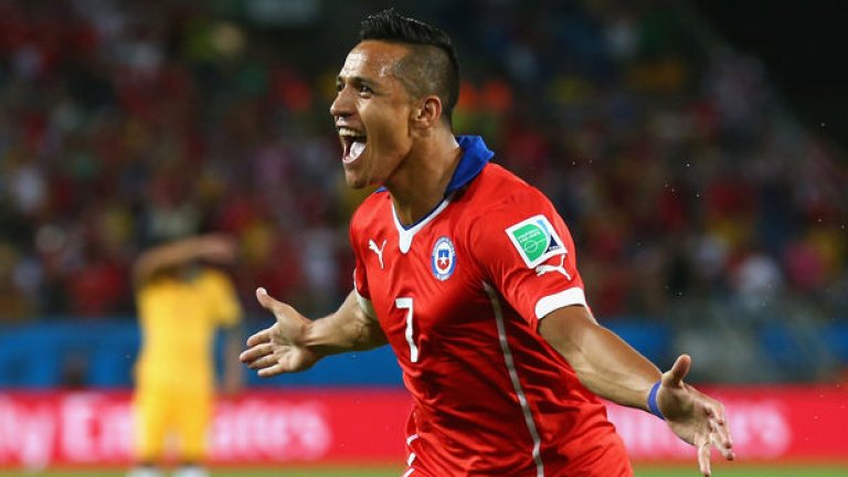 Алексис Санчес полудя след гола, с който откри резултата в първия мач на Чили на световното.