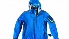 Якето вероятно е най-важната дреха, когато решим да отидем в планината, а NuDown е нещо наистина качествено и полезно. Специална въздушна система позволява да се регулира топлината спрямо условията. Препоръките са 5 напомпвания за нормален зимен ден, 10 за студен и 15-20 за най-мразовитите дни. NuDown се предлага в мъжки и женски варианти.