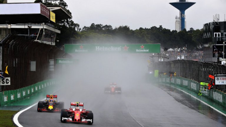 Състезанието ще се запомни и като последното на Фелипе Маса пред родна публика.