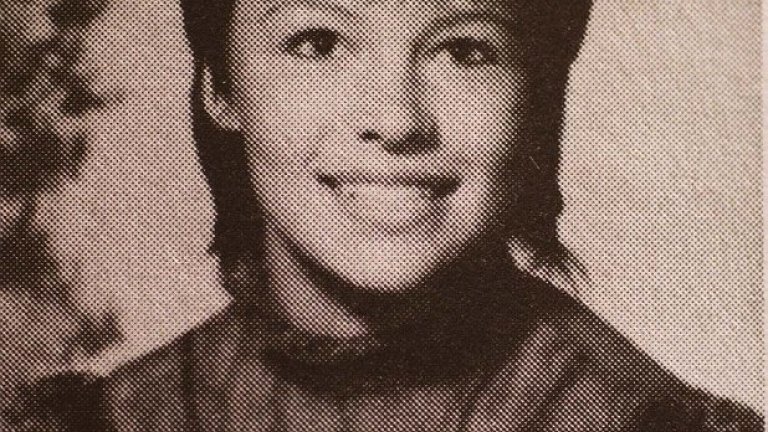 Памела през 1984 г., на 16 години