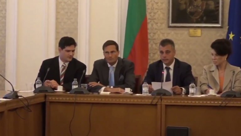 ВМРО реши да вкарва депутати в затвора за клевета