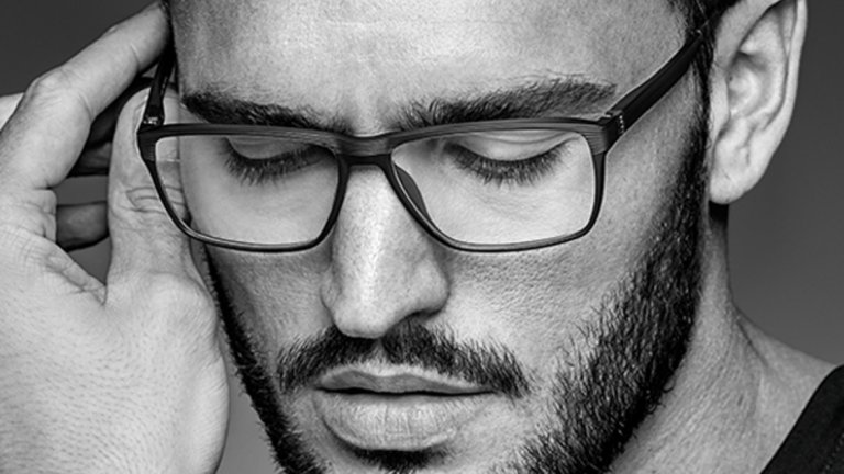 Добре е да мислим и за това дали очилата реално ни предпазват от слънцето, а не дали ще излезем добре на селфито.