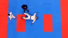 Иранец бе нокаутиран във финала на каратето. Когато се събуди, разбра, че е олимпийски шампион