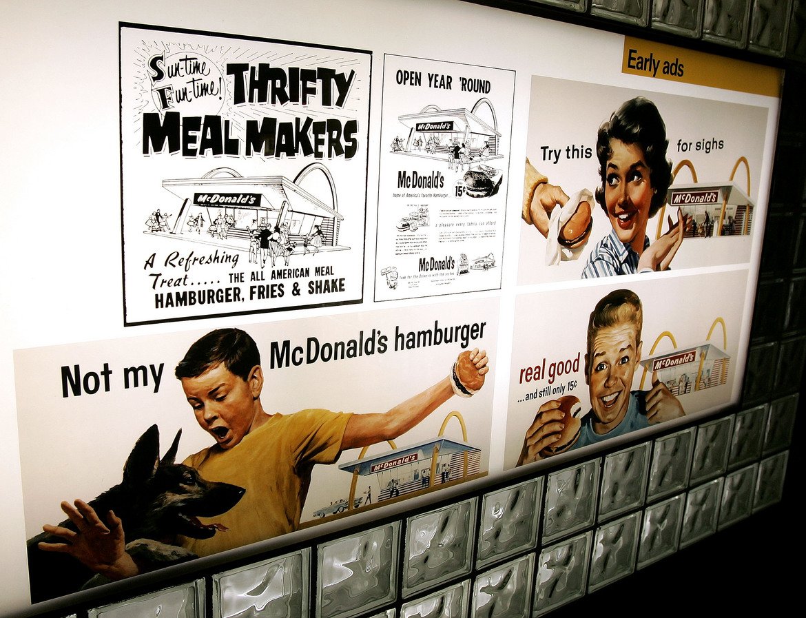 Реклама на McDonald's от първите години на съвместната работа между Рей Крок и братята МакДоналд.