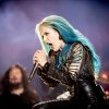 Arch Enemy се разделиха с вокалистката си