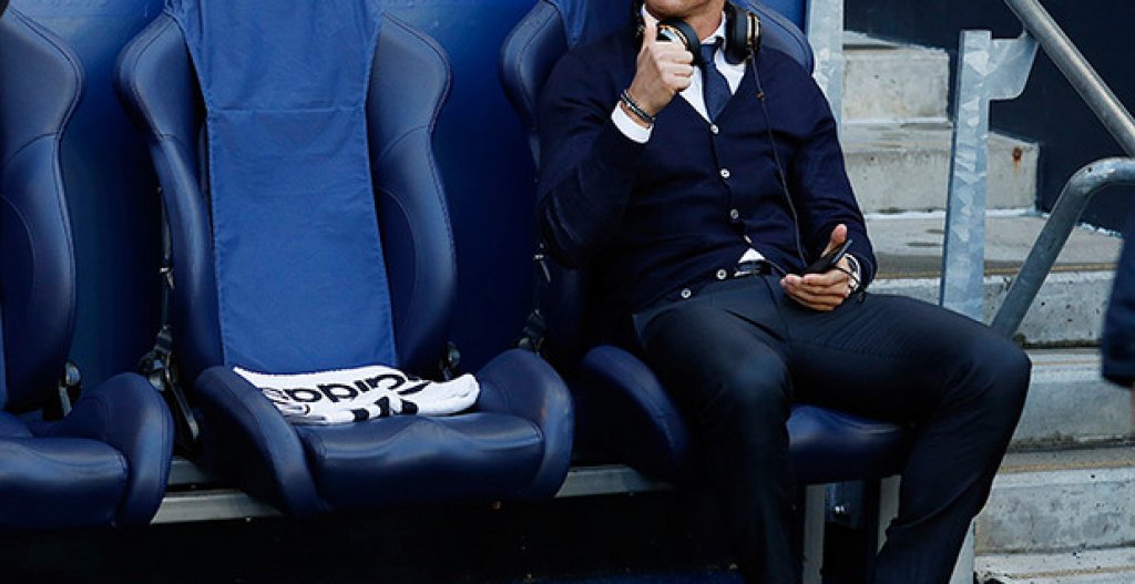 Манчестър Сити
Факт е, че "гражданите" също могат да си позволят Кристиано и затова попадат в тази графа, но такъв ход е твърде малко вероятен. Пеп Гуардиола предпочита да харчи парите за селекция за по-млади футболисти от 32-годишния Роналдо, а самият играч няма да иска да предаде червената част на Манчестър.