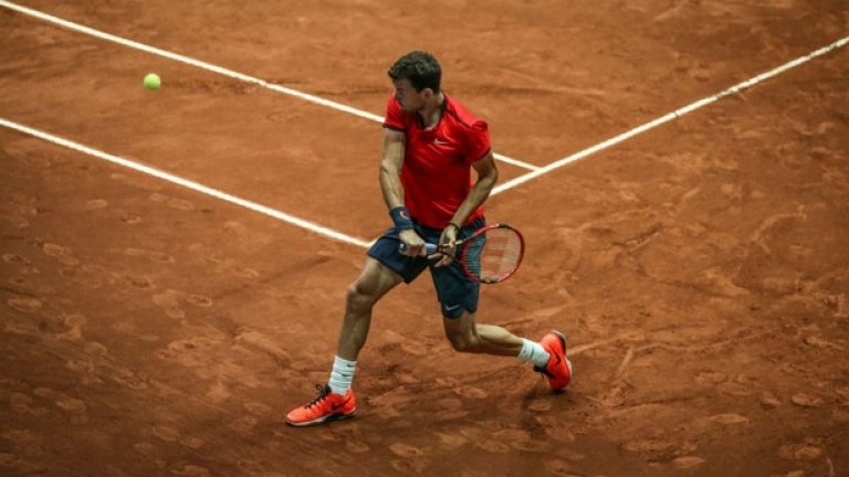 Сезонът на червено свърши, време е за тревата.