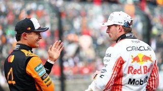 Верстапен с полпозишън в Япония