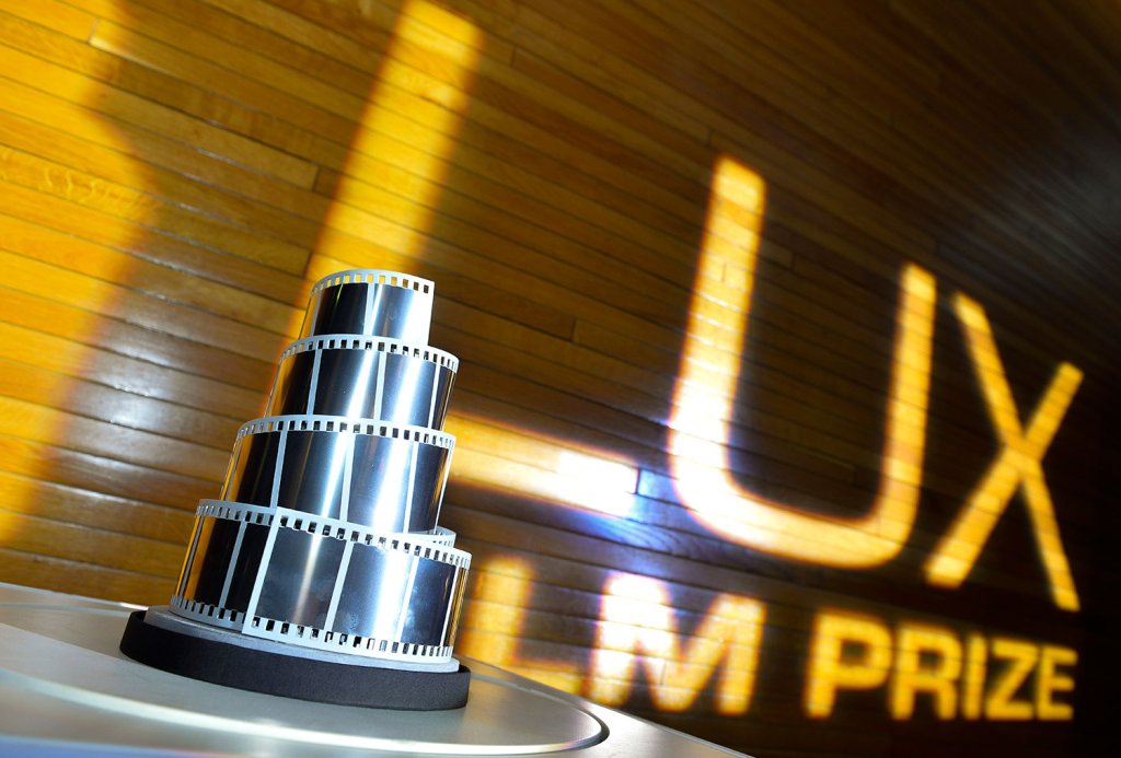 20131211_LUX_Prize_Trophy_109