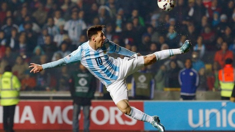 И с Барселона, а и с Аржентина.