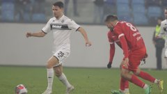 Шалке 04 иска да привлече Янис Карабельов