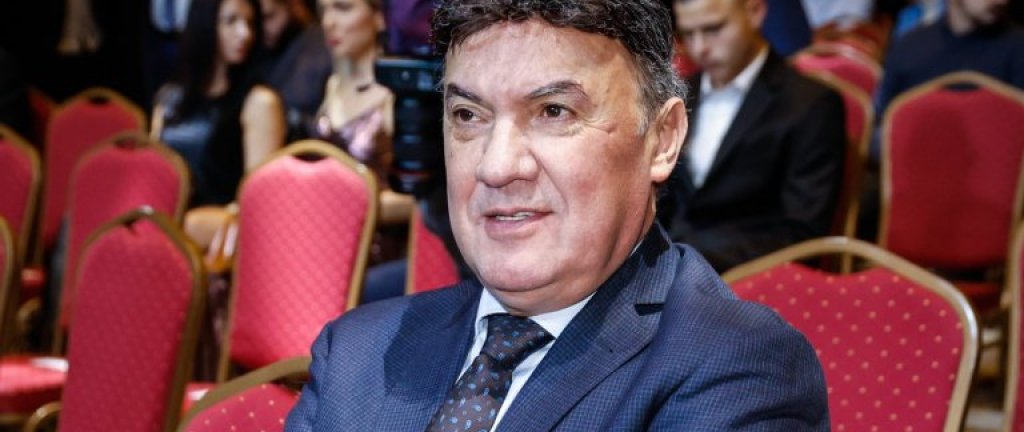 Боби Михайлов