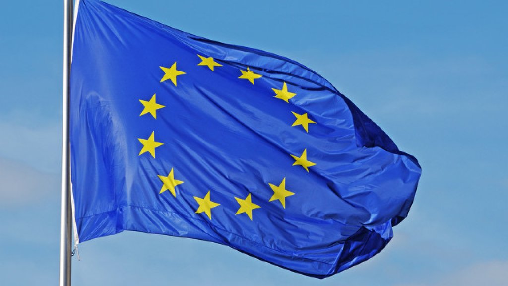 20131207-european-union-flag