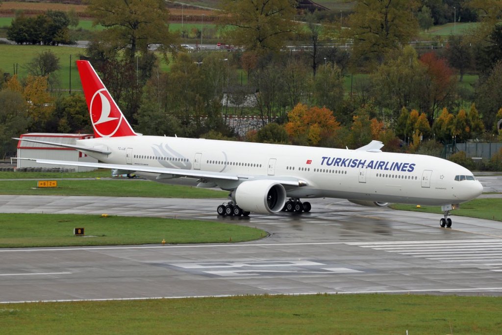 Turkish Airlines - Boeing 777-3F2ER - TC-JJE - 6199 NET