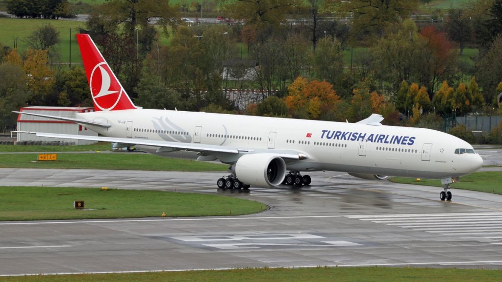 Turkish Airlines - Boeing 777-3F2ER - TC-JJE - 6199 NET