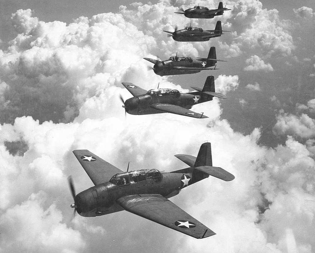 TBF_(Avengers)_flying_in_formation