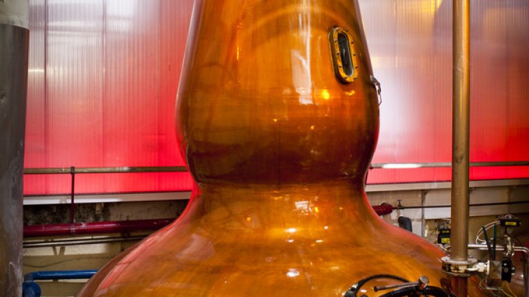 Казан с "лебедова" шия