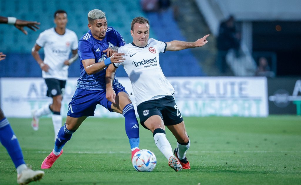 Левски попари Айнтрахт с велик гол в 95-ата минута! (видео)