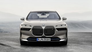 BMW i7 - изцяло електрически шедьовър на нашето време