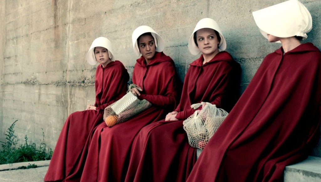 Историята на прислужницата