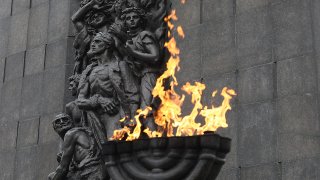 1280px-International_Holocaust_Remembrance_Day_in_Poland,_January_2020_(49449915157)