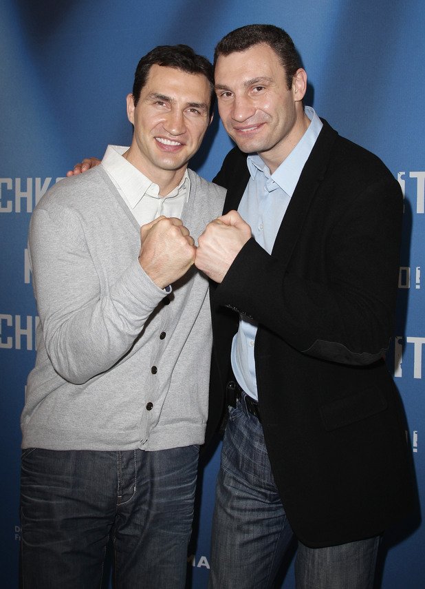 Виталий и Владимир Кличко са големи шампиони в бокса, но вдигат юмруци един срещу друг само за фотосесии.